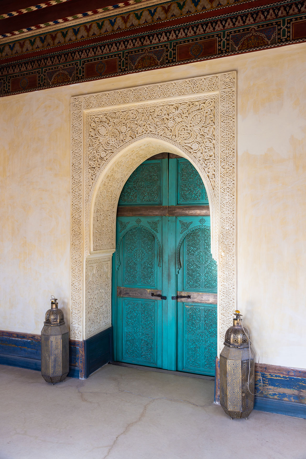 Rencontre avec les Artisans du Jardin Secret : Les Maîtres du Stuc, du Cèdre et du Tadelakt